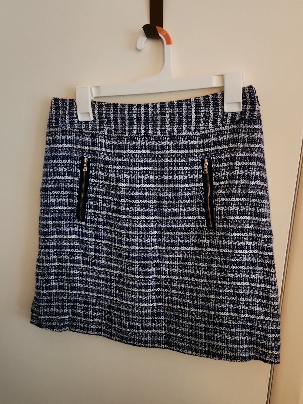 LOFT Navy and White Tweed Mini Skirt Size 4